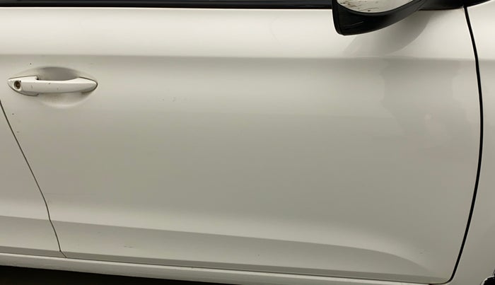 2016 Hyundai Elite i20 MAGNA 1.2, Petrol, Manual, 96,699 km, Driver-side door - Minor scratches