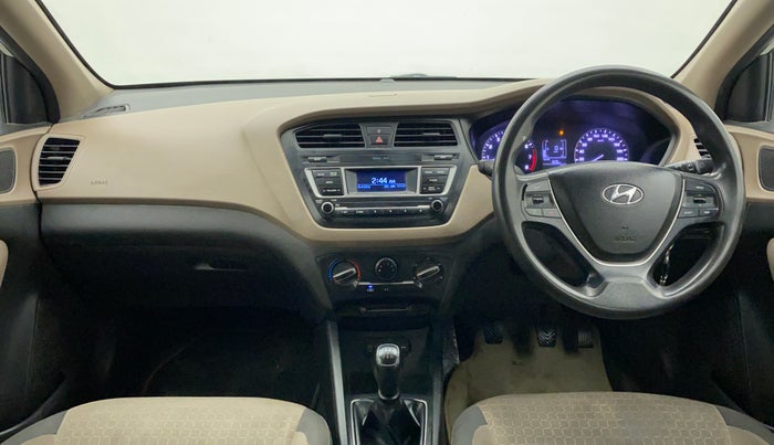 2016 Hyundai Elite i20 MAGNA 1.2, Petrol, Manual, 96,699 km, Dashboard