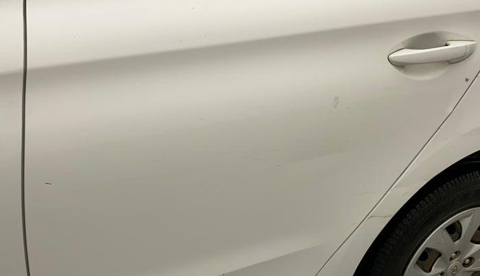 2016 Hyundai Elite i20 MAGNA 1.2, Petrol, Manual, 96,699 km, Rear left door - Slightly dented