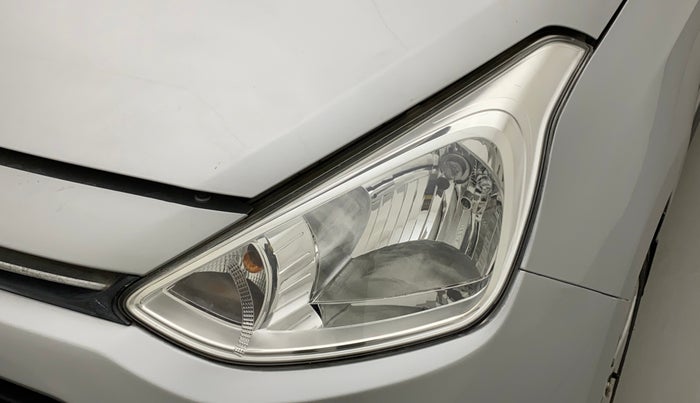 2016 Hyundai Grand i10 SPORTZ 1.2 KAPPA VTVT, Petrol, Manual, 40,032 km, Left headlight - Minor scratches