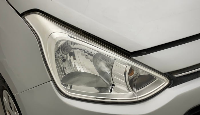 2016 Hyundai Grand i10 SPORTZ 1.2 KAPPA VTVT, Petrol, Manual, 40,032 km, Right headlight - Minor scratches