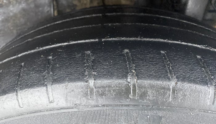 2018 Hyundai Elite i20 ASTA 1.2 (O), Petrol, Manual, 39,653 km, Left Rear Tyre Tread