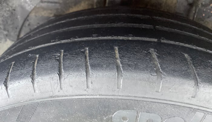 2018 Hyundai Elite i20 ASTA 1.2 (O), Petrol, Manual, 39,653 km, Right Rear Tyre Tread