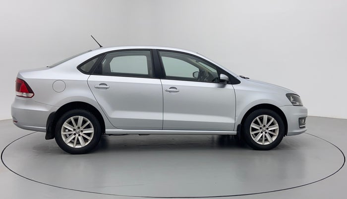 2015 Volkswagen Vento HIGHLINE PETROL, Petrol, Manual, 74,254 km, Right Side View