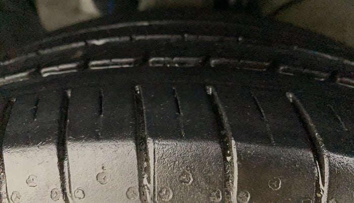 2019 Hyundai Creta SX 1.6 PETROL, Petrol, Manual, 18,871 km, Left Front Tyre Tread