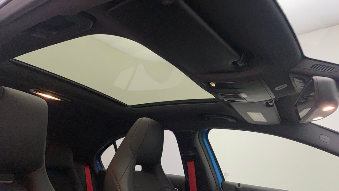 Interior Sunroof/Moonroof