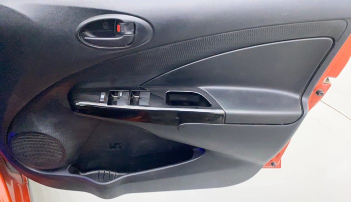 2014 Toyota Etios CROSS 1.2 G, Petrol, Manual, 48,793 km, Driver Side Door Panels Control