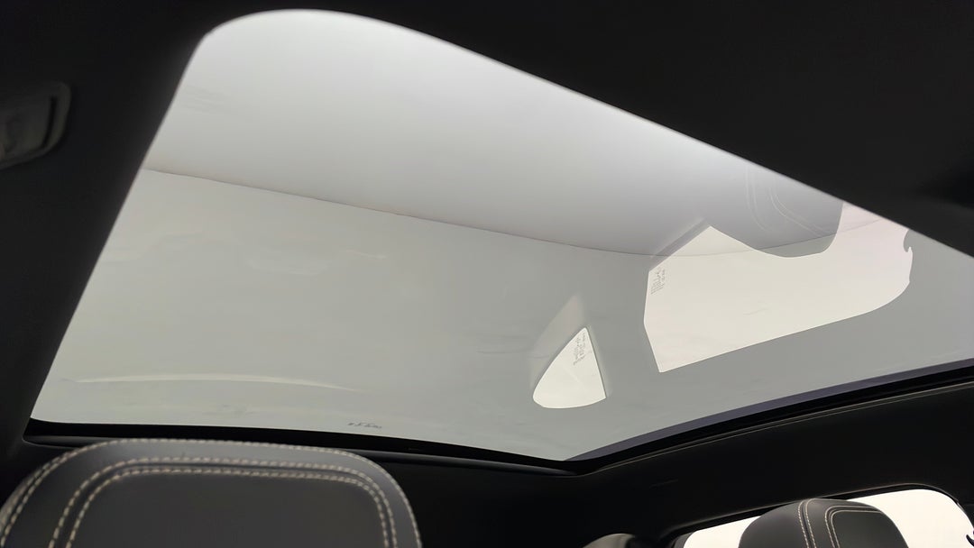 Interior Sunroof/Moonroof