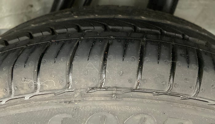 2021 Honda City V MT PETROL, Petrol, Manual, 5,785 km, Left Rear Tyre Tread