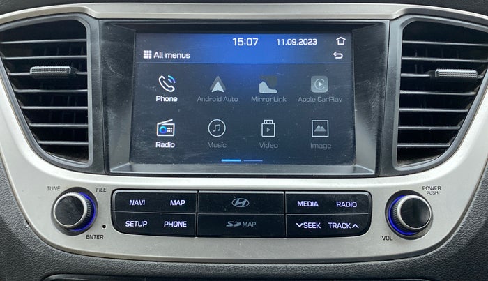 2017 Hyundai Verna 1.6 SX (O) CRDI MT, Diesel, Manual, 1,10,600 km, Apple CarPlay and Android Auto