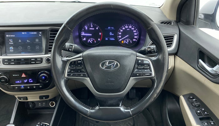 2017 Hyundai Verna 1.6 SX (O) CRDI MT, Diesel, Manual, 1,10,600 km, Steering Wheel Close Up