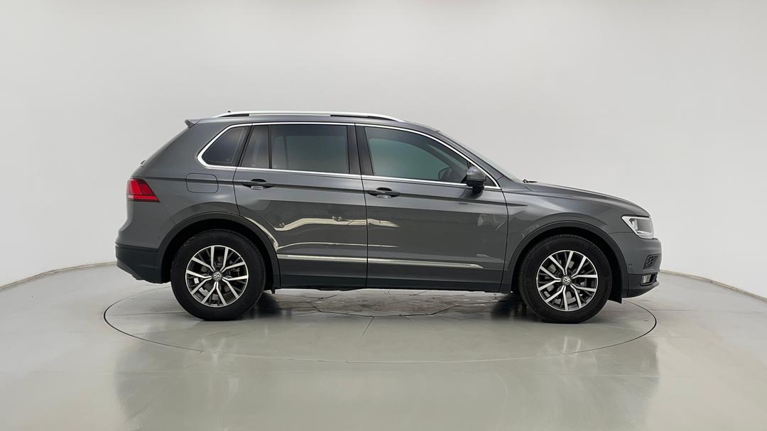2018 Volkswagen Tiguan 110 Tsi Comfortline, Automatic, 87649 km, Right Side View