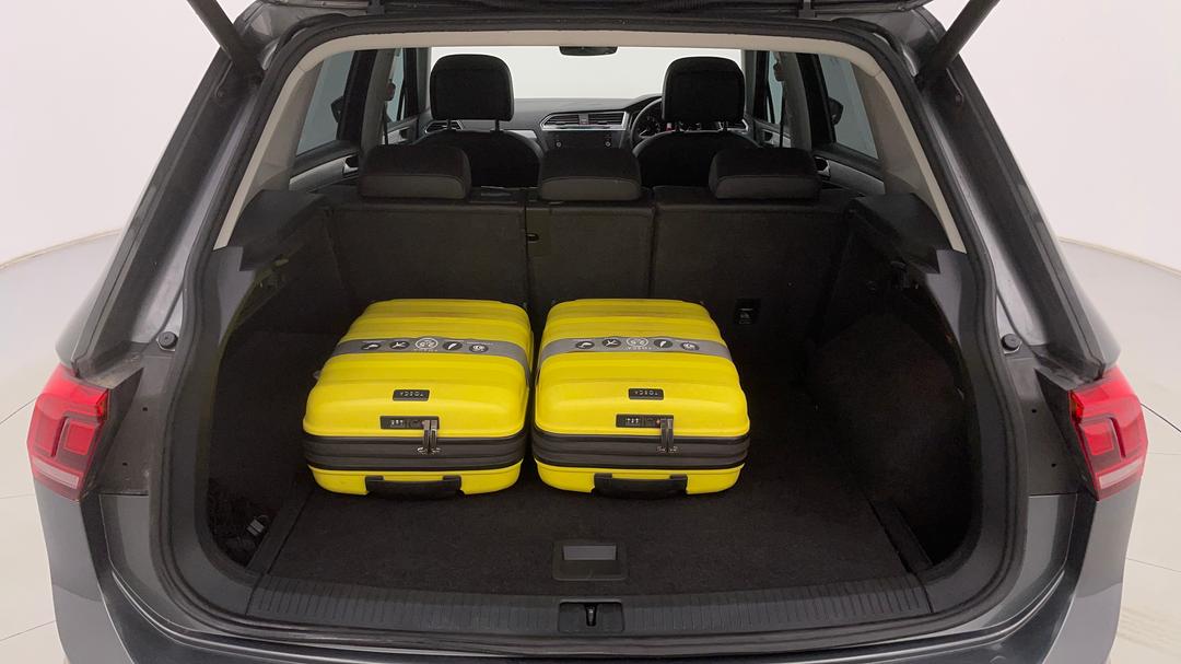 2018 Volkswagen Tiguan 110 Tsi Comfortline, Automatic, 87649 km, Boot Inside View with Luggage