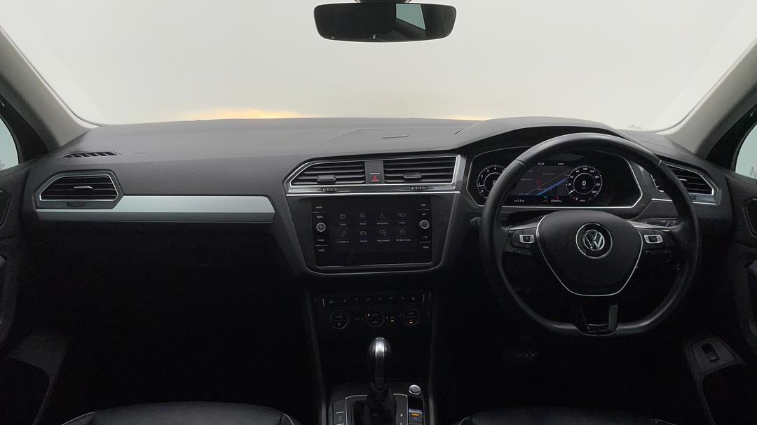 2018 Volkswagen Tiguan 110 Tsi Comfortline, Automatic, 87649 km, Dashboard View