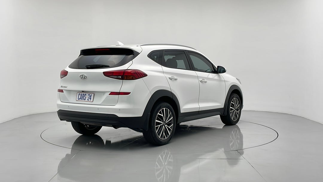 Right Back Diagonal (45- Degree) View