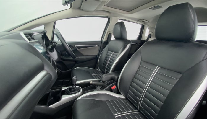 2018 Honda WR-V 1.5 i-DTEC VX MT, Diesel, Manual, 43,900 km, Right Side Front Door Cabin