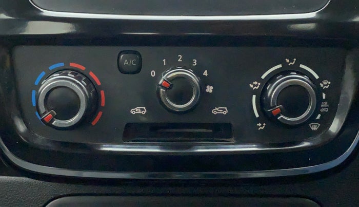 2018 Renault Kwid 1.0 RXT Opt, Petrol, Manual, 81,825 km, Dashboard - Air Re-circulation knob is not working