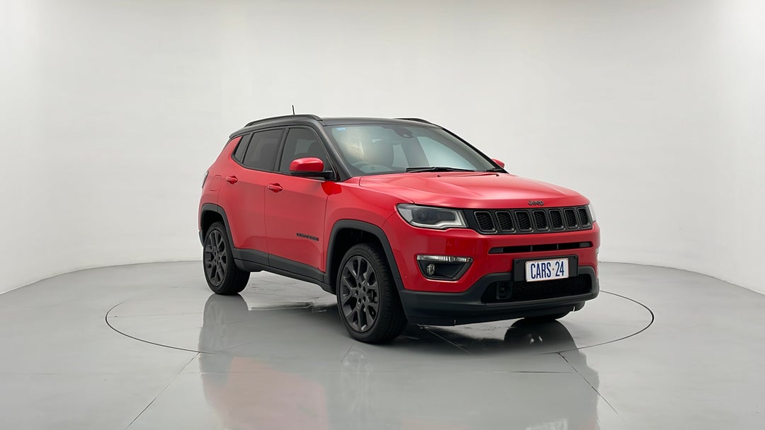 Right Front Diagonal (45- Degree) View