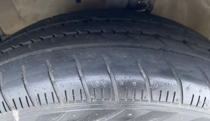 2018 Maruti Celerio VXI AGS, Petrol, Automatic, 67,429 km, Left Front Tyre Tread
