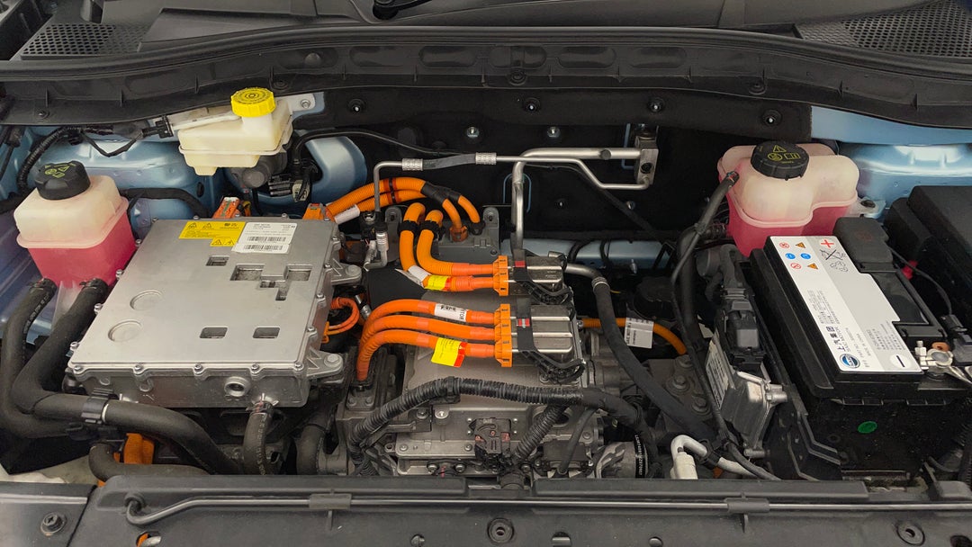 Open Bonnet (Engine)