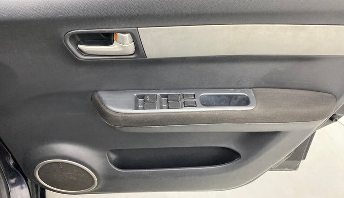 2011 Maruti Swift VDI ABS, Diesel, Manual, 91,007 km, Driver Side Door Panels Control