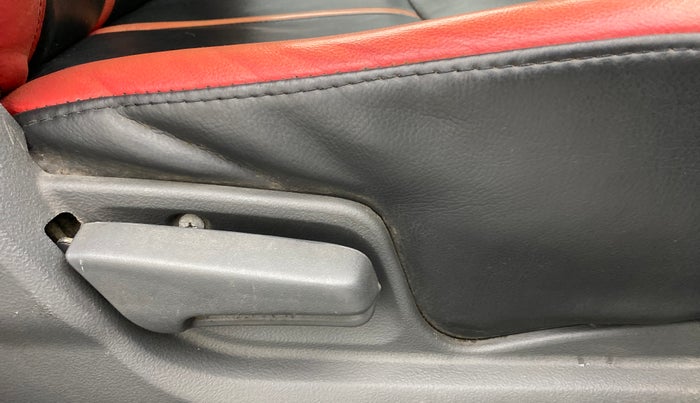 2011 Maruti Swift VDI ABS, Diesel, Manual, 91,007 km, Driver Side Adjustment Panel