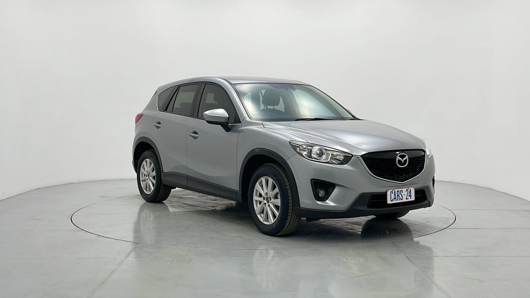 2013 Mazda CX-5 Maxx Sport (4x2), Automatic, 64677 km, Right Front Diagonal (45- Degree) View