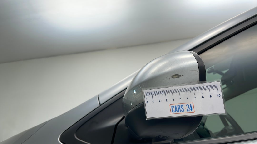 Side Mirrors Housing LHS Scratch