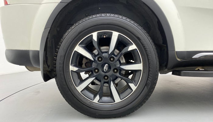 2019 Mahindra XUV500 W11 AT, Diesel, Automatic, 84,003 km, Right Rear Wheel