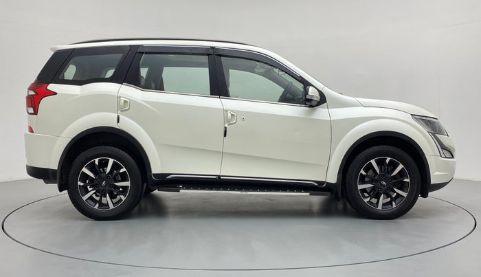 2019 Mahindra XUV500 W11 AT, Diesel, Automatic, 84,003 km, Right Side