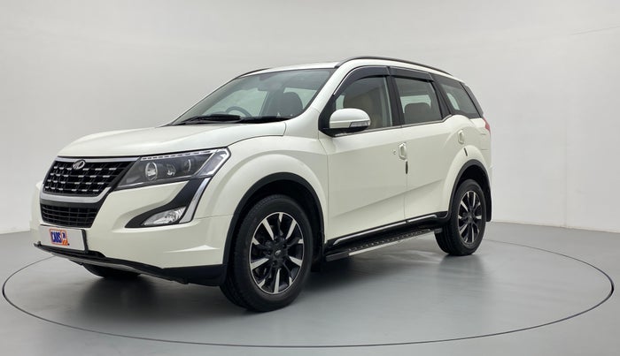 2019 Mahindra XUV500 W11 AT, Diesel, Automatic, 84,003 km, Left Front Diagonal