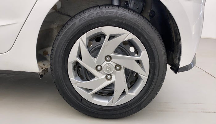 2021 Hyundai NEW I20 MAGNA 1.2 MT, Petrol, Manual, 18,141 km, Left Rear Wheel