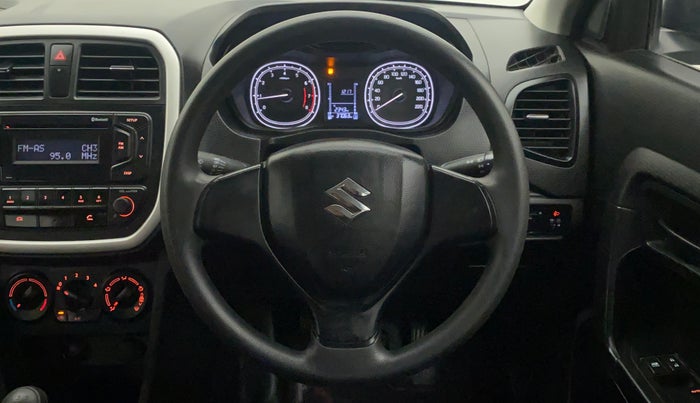 2021 Maruti Vitara Brezza LXI, Petrol, Manual, 37,063 km, Steering Wheel Close Up