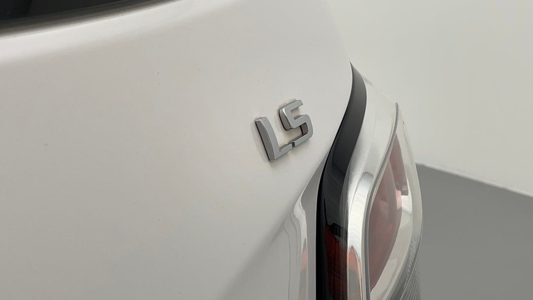 Badge (Boot Right Side)