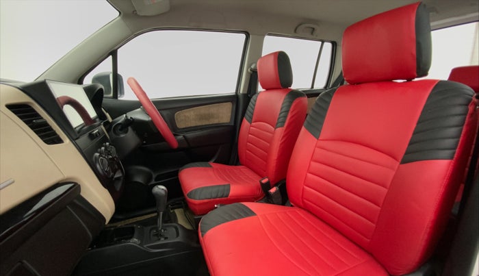 2017 Maruti Wagon R 1.0 VXI + (O) AMT, Petrol, Automatic, 26,462 km, Right Side Front Door Cabin