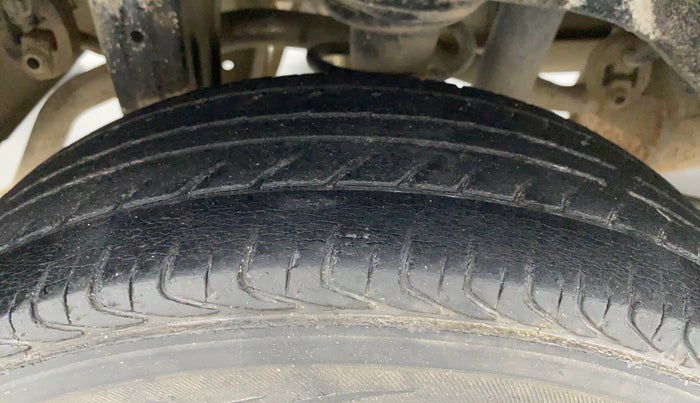 2015 Maruti Alto 800 LXI, Petrol, Manual, 58,395 km, Right Rear Tyre Tread