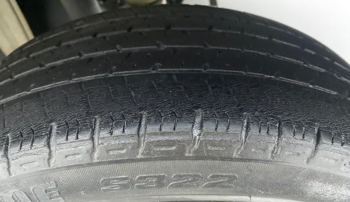 2016 Maruti Alto K10 VXI P, Petrol, Manual, 29,786 km, Left Rear Tyre Tread