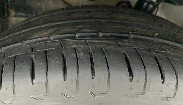 2019 Honda City 1.5L I-VTEC ZX, CNG, Manual, 30,341 km, Left Front Tyre Tread