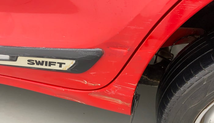 2019 Maruti Swift LXI D, CNG, Manual, 77,236 km, Rear left door - Slightly dented