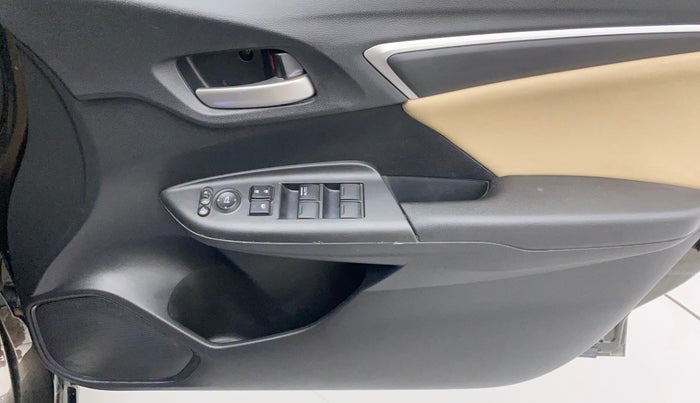 2021 Honda Jazz 1.2L I-VTEC ZX, Petrol, Manual, 16,113 km, Driver Side Door Panels Control