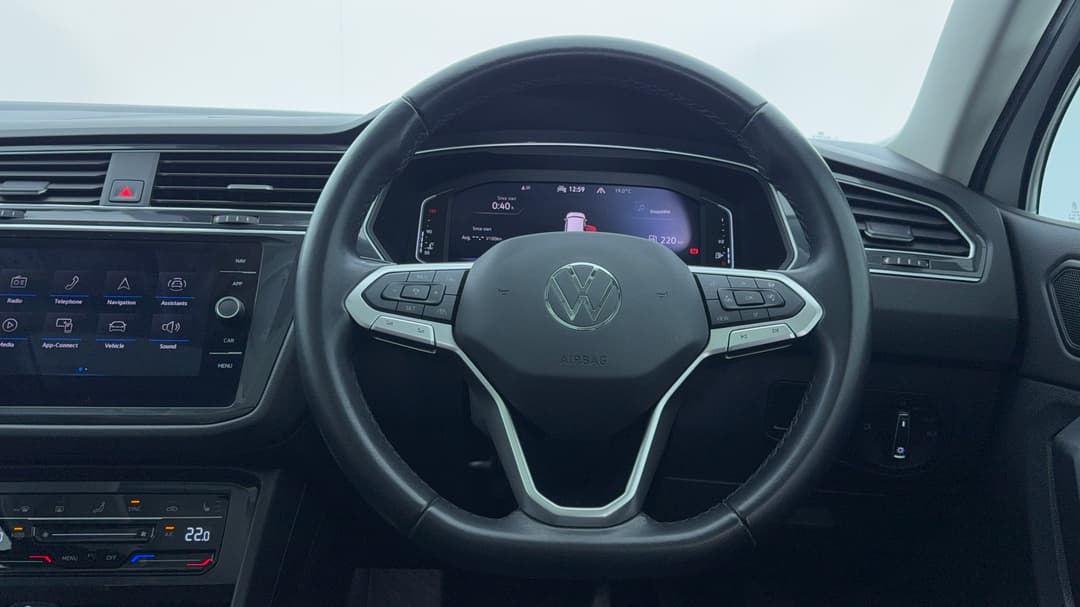 2021 Volkswagen Tiguan 132tsi Life, Automatic, 74183 km, Steering Wheel Close-up