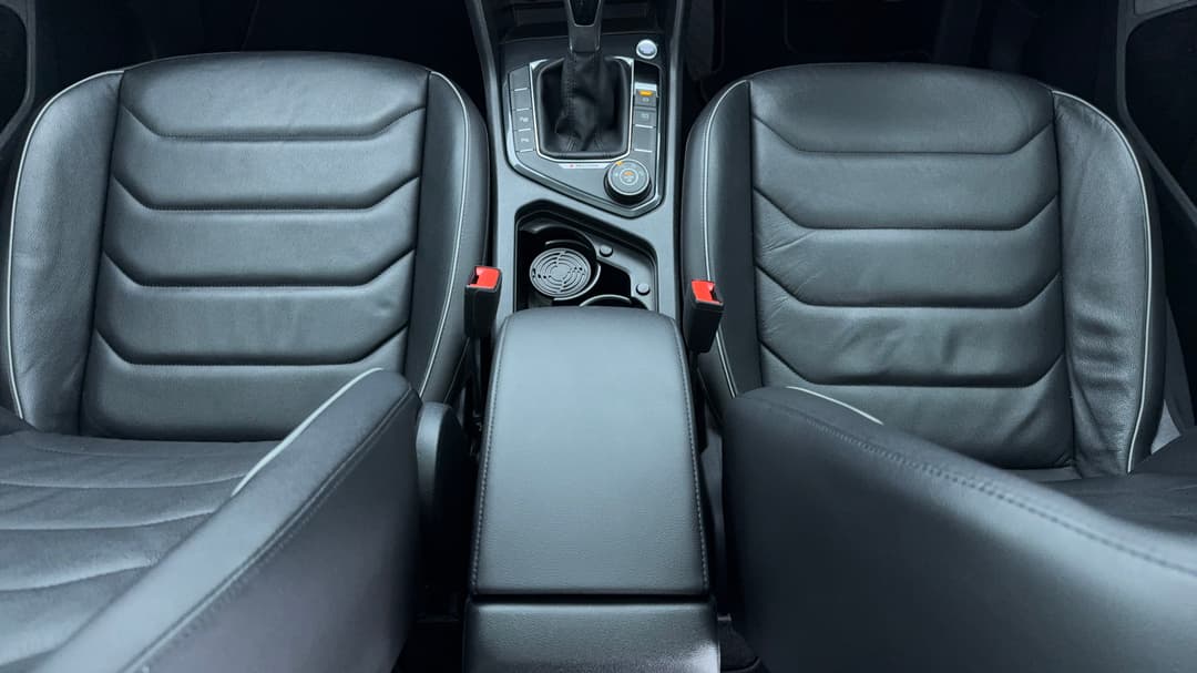 2021 Volkswagen Tiguan 132tsi Life, Automatic, 74183 km, Center Console