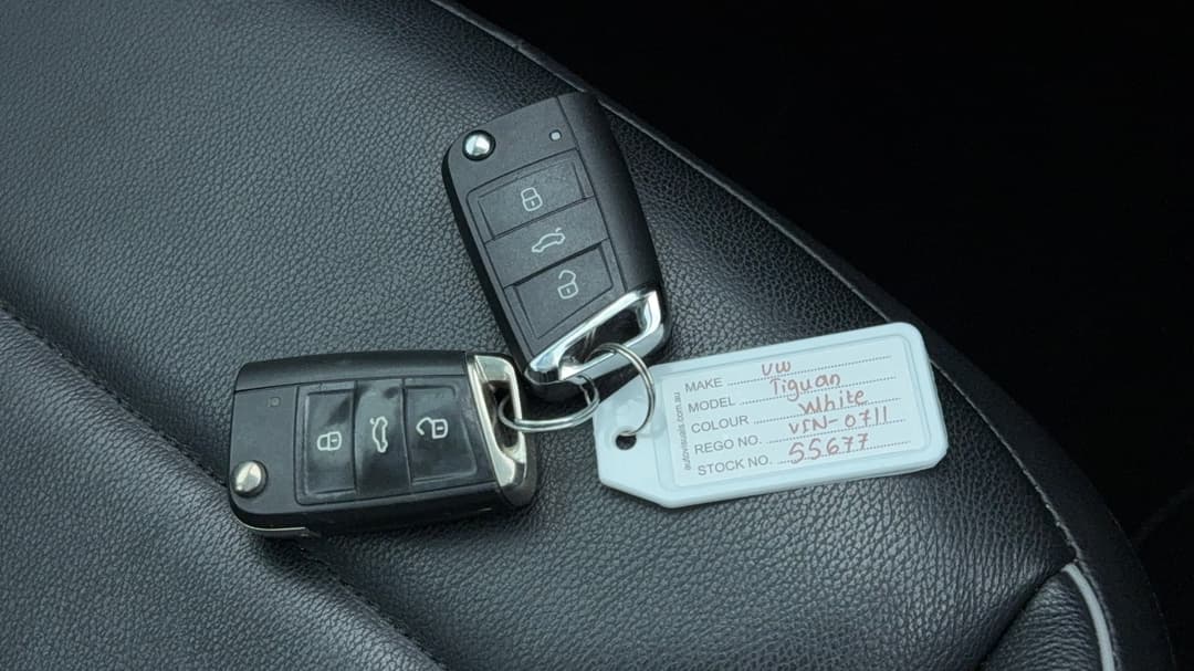 2021 Volkswagen Tiguan 132tsi Life, Automatic, 74183 km, Key Close-up