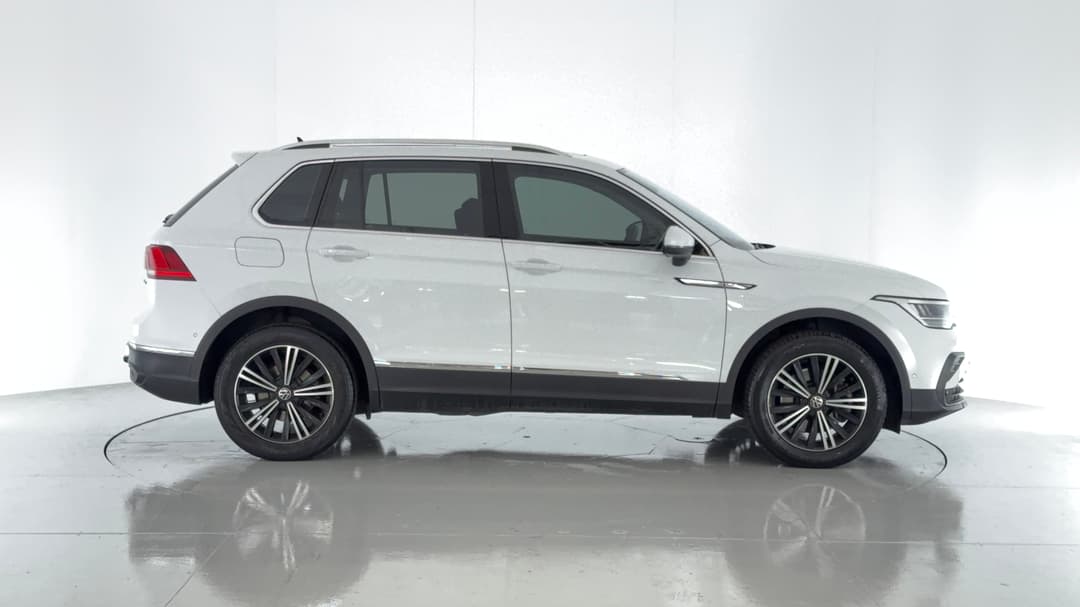 2021 Volkswagen Tiguan 132tsi Life, Automatic, 74183 km, Right Side View