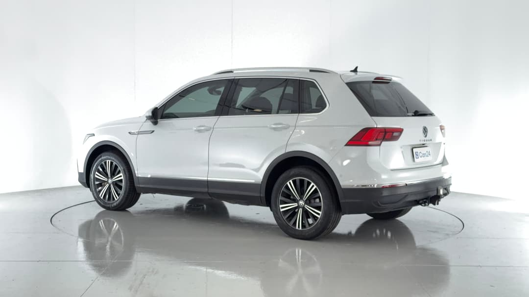 2021 Volkswagen Tiguan 132tsi Life, Automatic, 74183 km, Left Back Diagonal (45- Degree) View