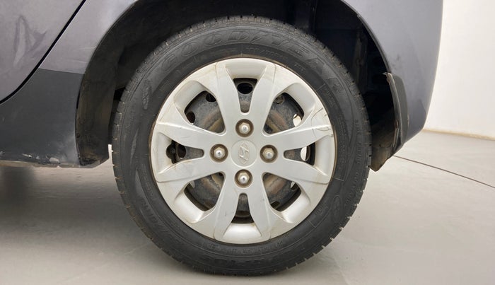 2017 Hyundai Eon MAGNA +, Petrol, Manual, 43,958 km, Left Rear Wheel