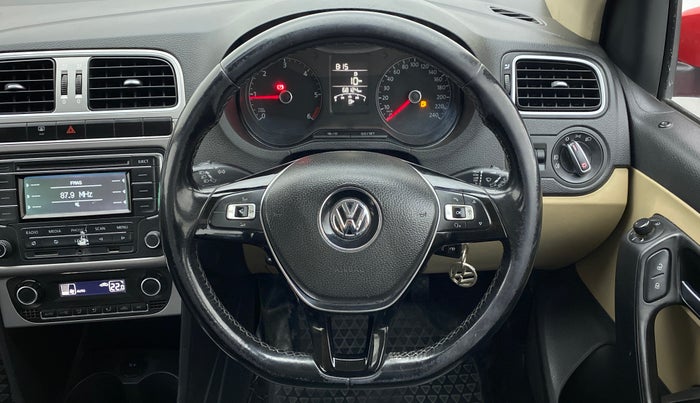 2015 Volkswagen Polo HIGHLINE1.5L DIESEL, Diesel, Manual, 68,124 km, Steering Wheel Close Up