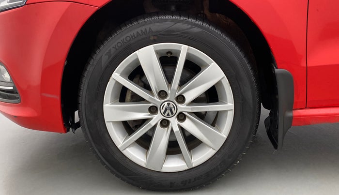 2015 Volkswagen Polo HIGHLINE1.5L DIESEL, Diesel, Manual, 68,124 km, Left Front Wheel