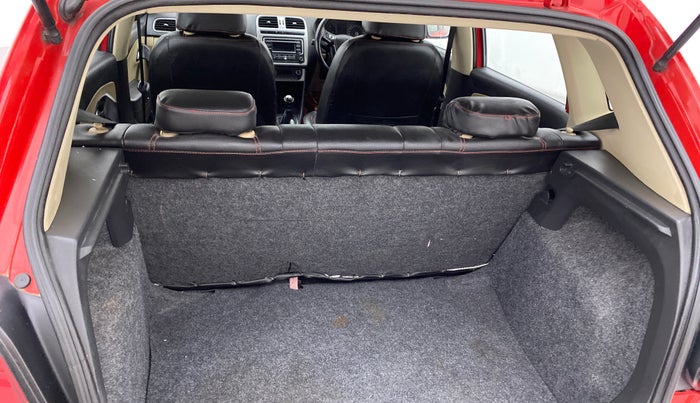 2015 Volkswagen Polo HIGHLINE1.5L DIESEL, Diesel, Manual, 68,124 km, Dicky (Boot door) - Parcel tray missing