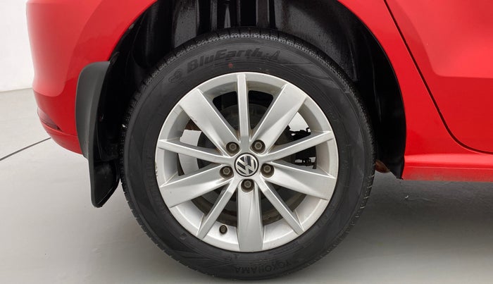 2015 Volkswagen Polo HIGHLINE1.5L DIESEL, Diesel, Manual, 68,124 km, Right Rear Wheel